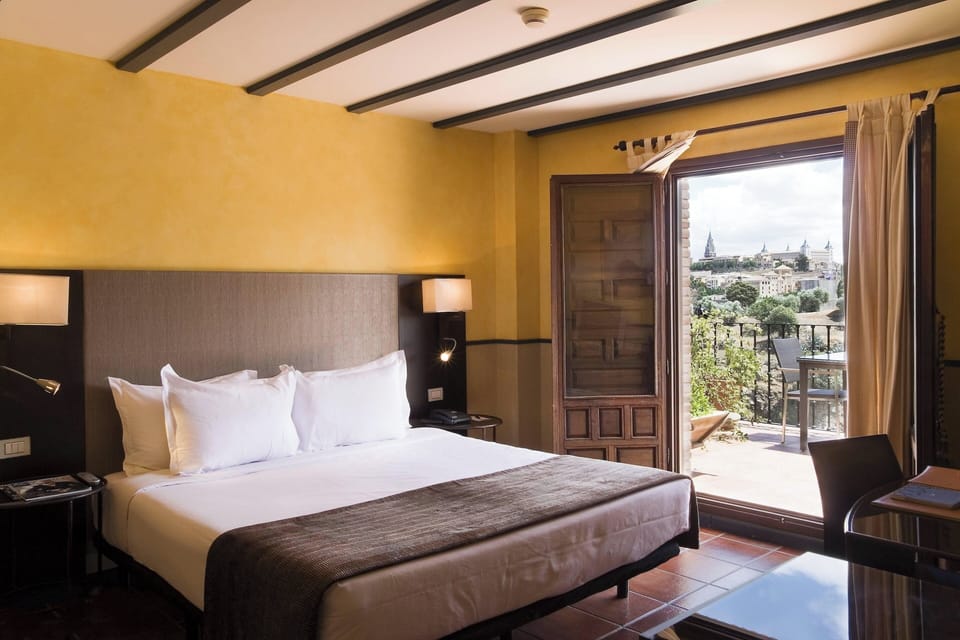 Superior Room, 1 King Bed, Terrace | Minibar, in-room safe, desk, blackout drapes