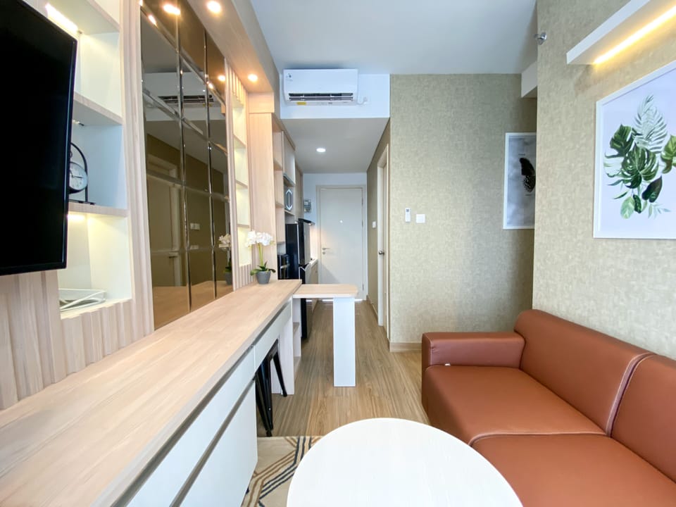 Deluxe Apartment, 2 Bedrooms | Living area