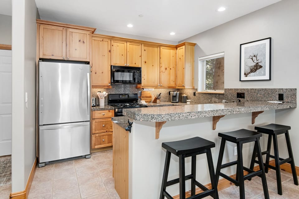 Condo, 2 Bedrooms | Private kitchen | Coffee/tea maker, fridge, oven, toaster
