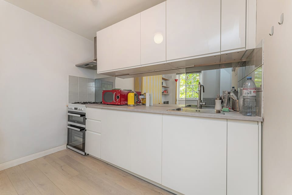 Apartment (2 Bedrooms) | Front of property