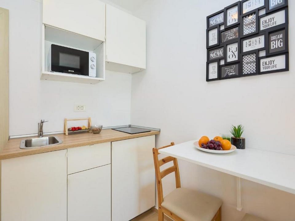 Private kitchenette