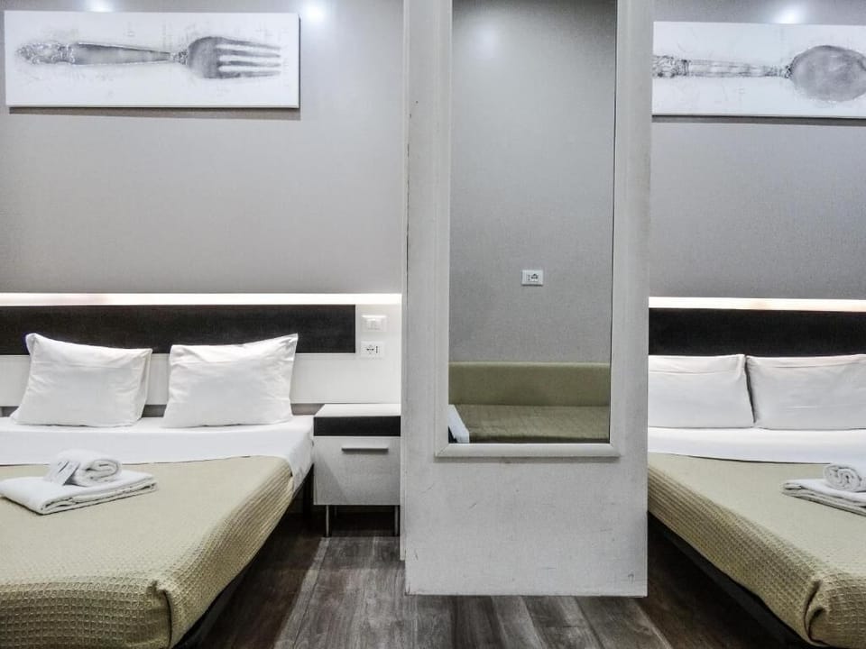 Economy Quadruple Room | Free WiFi, bed sheets