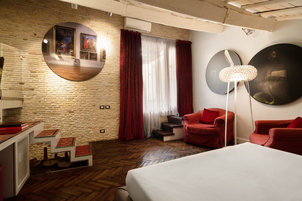 Exclusive Room | In-room safe, soundproofing, iron/ironing board, free WiFi