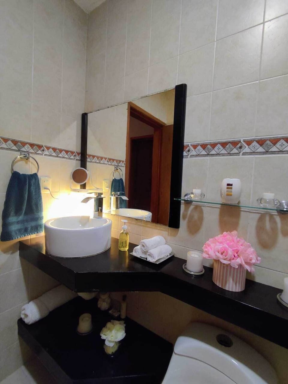 Shower, towels
