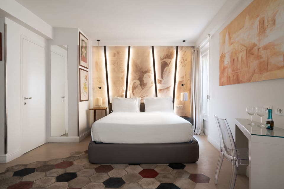 In-room safe, desk, soundproofing, iron/ironing board