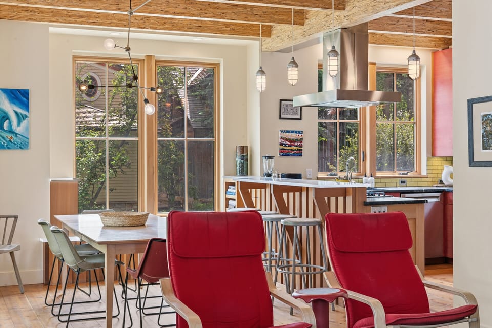 House, 3 Bedrooms | Dining