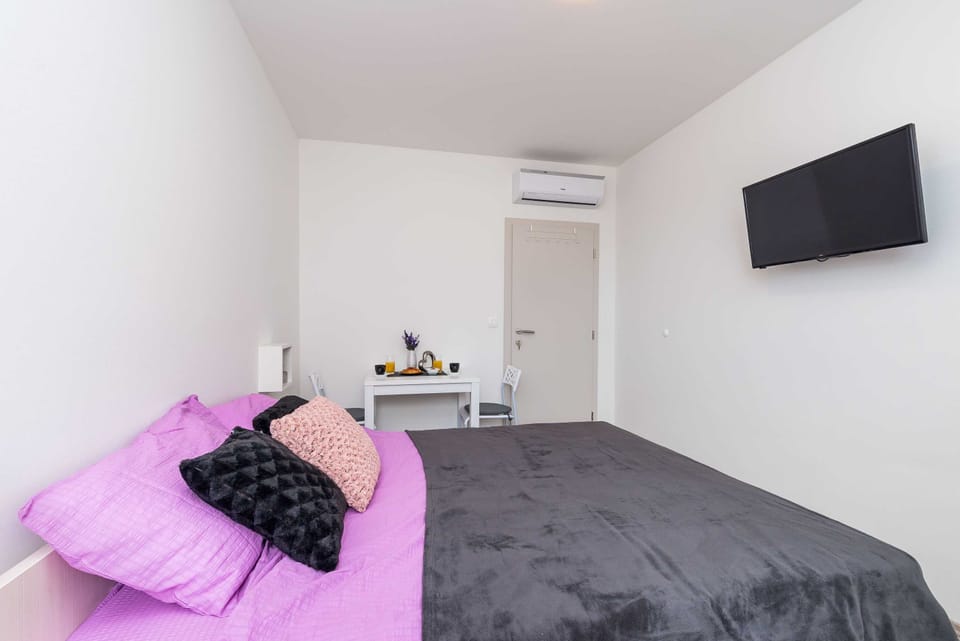 Double Room (Double Room) | 1 bedroom