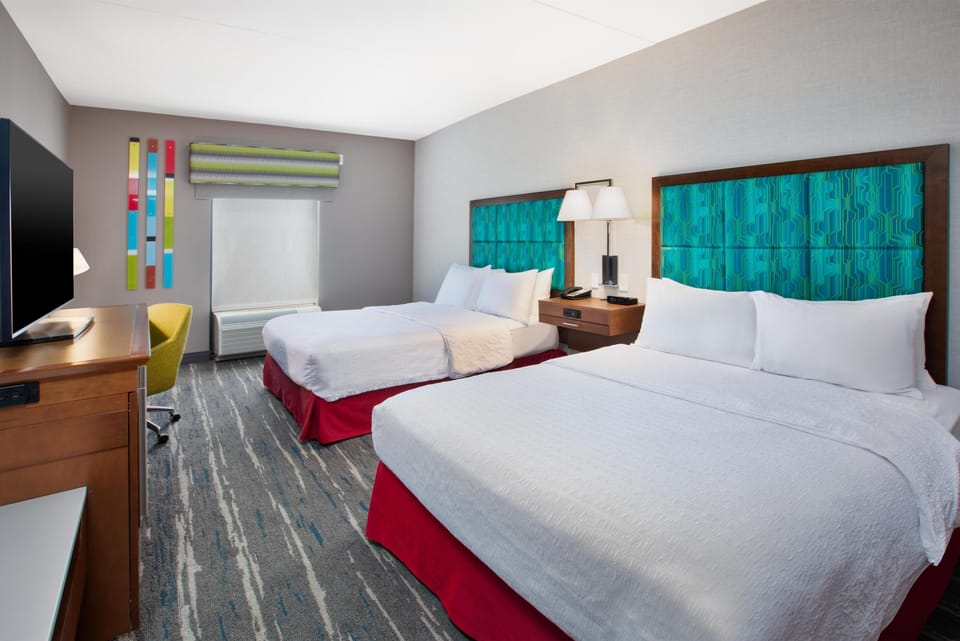 Room, 2 Queen Beds, Accessible, Non Smoking (Accessible Tub) | Premium bedding, in-room safe, desk, blackout drapes