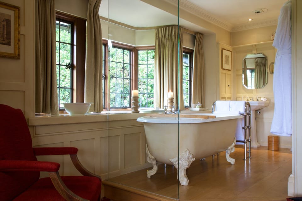 Master Room | Bathroom | Designer toiletries, hair dryer, bathrobes, slippers