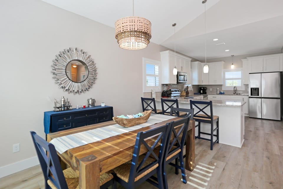 House, Multiple Beds (Second Chance) | Dining