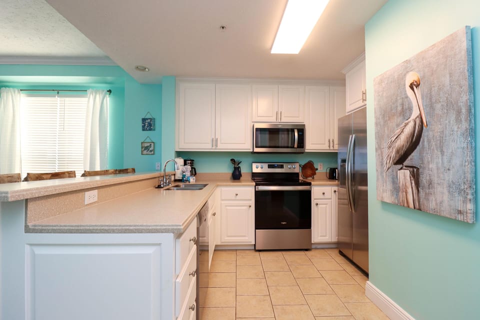 Condo, Multiple Beds (Summerhouse 305  Peace of Mind) | Private kitchen | Oven, toaster
