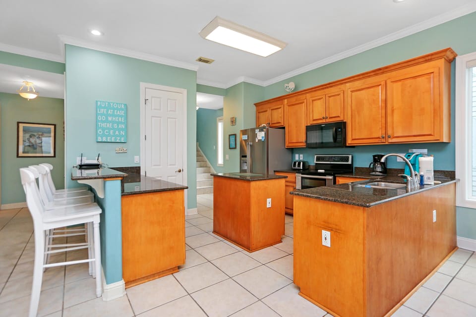 House, Multiple Beds (Beach Blessing) | Private kitchen | Oven, toaster