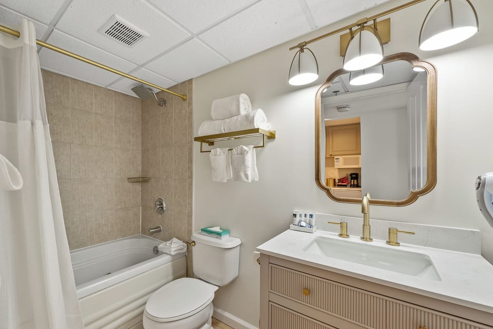 Bella Vista Suites Hotel in Lake Geneva