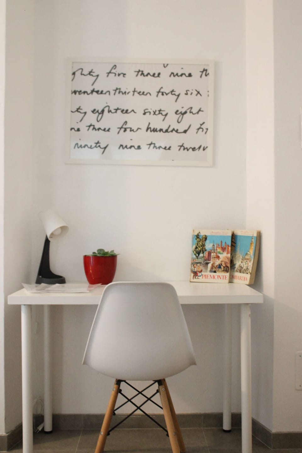 Desk, laptop workspace, free WiFi, bed sheets