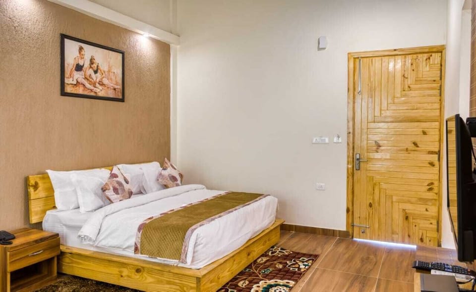 Deluxe Double Room | Free WiFi
