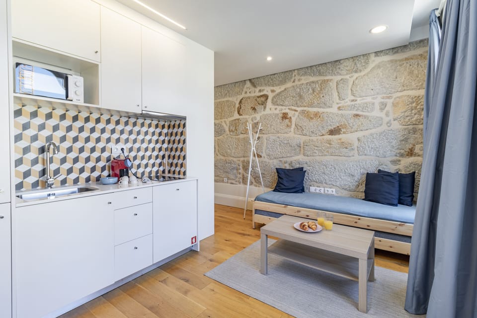 Standard Studio | Private kitchenette | Fridge, microwave, stovetop, electric kettle