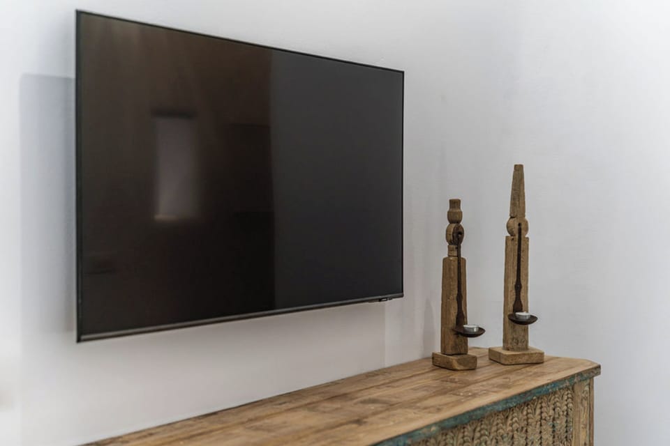 Premium Two Bedroom Villa Private Heated Pool | Minibar, in-room safe, blackout drapes, soundproofing