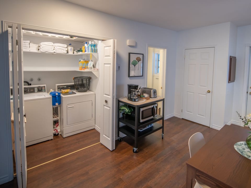 Apartment, Ensuite, Marina View | Laundry room