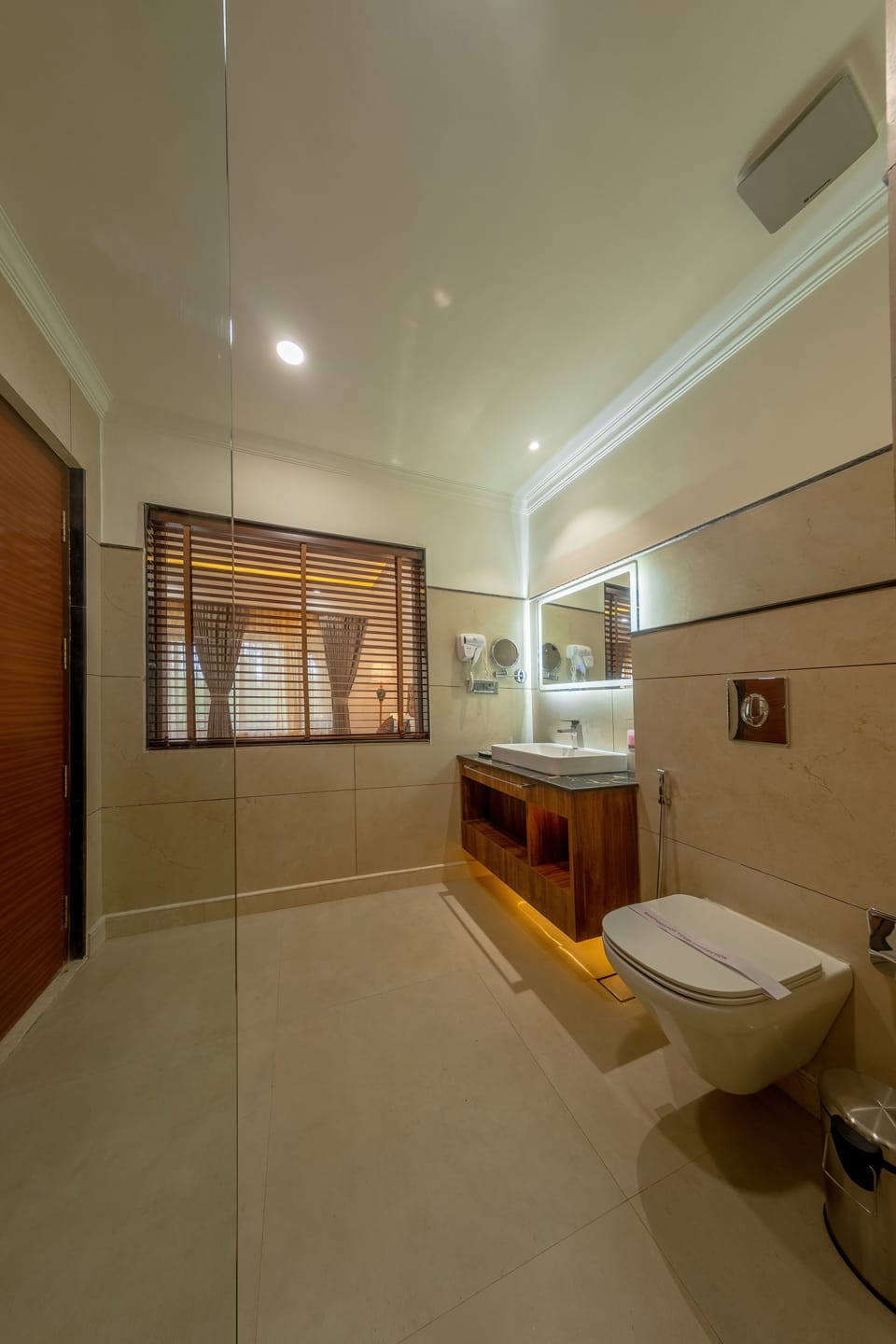 Superior Double Room | Bathroom | Shower, rainfall showerhead, designer toiletries, hair dryer