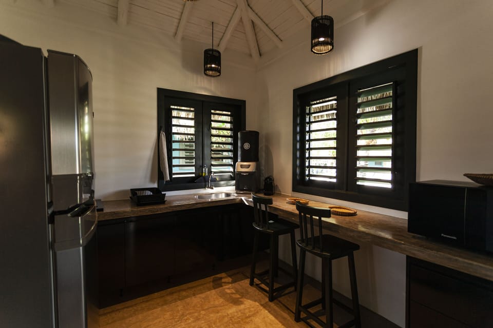 Luxury Bungalow with Kitchen 6 | Private kitchen