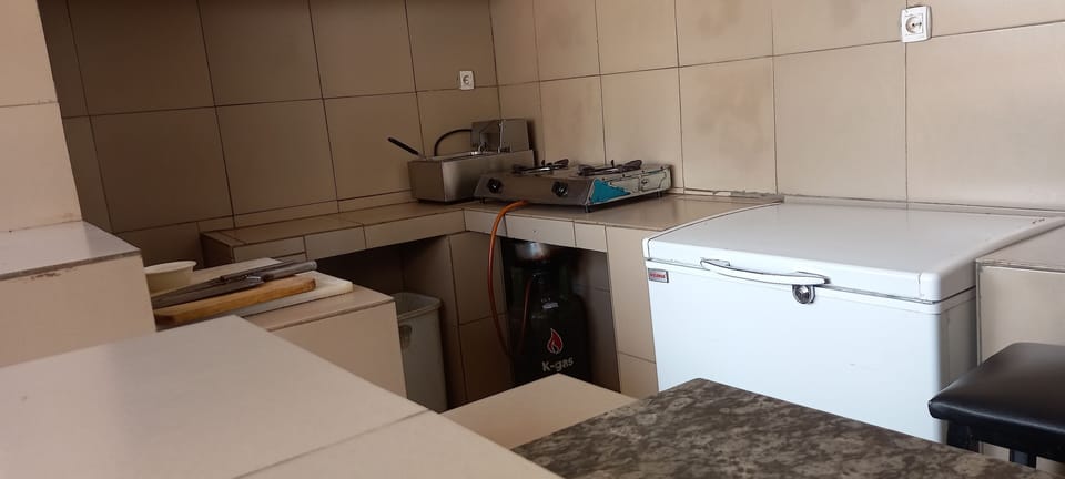 Coffee/tea maker, refrigerator (on request), microwave (on request)