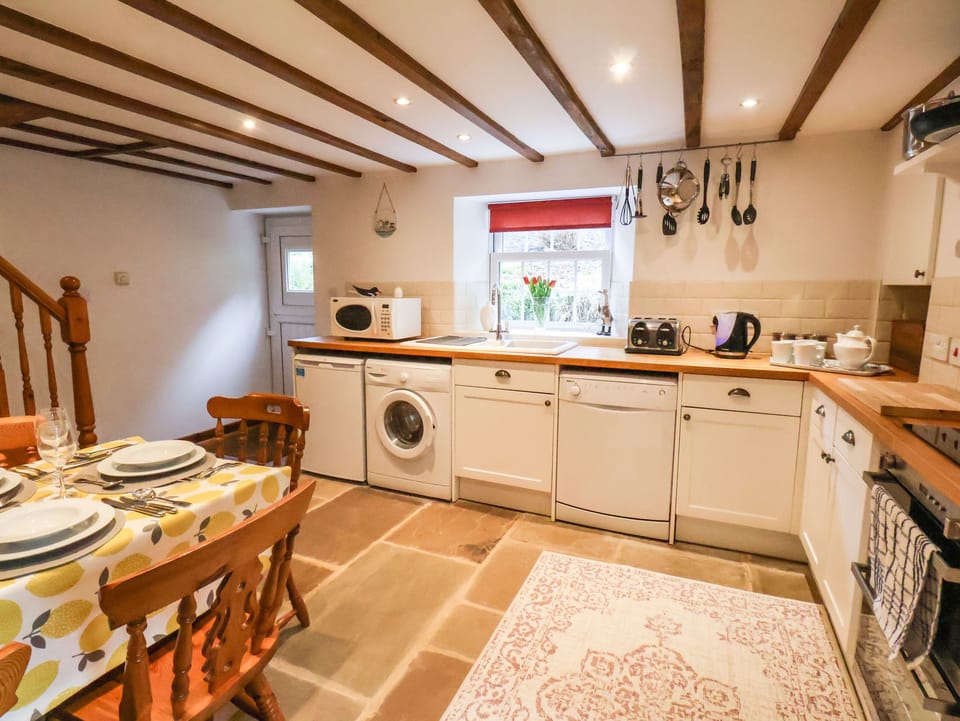 Fridge, dishwasher, electric kettle, toaster