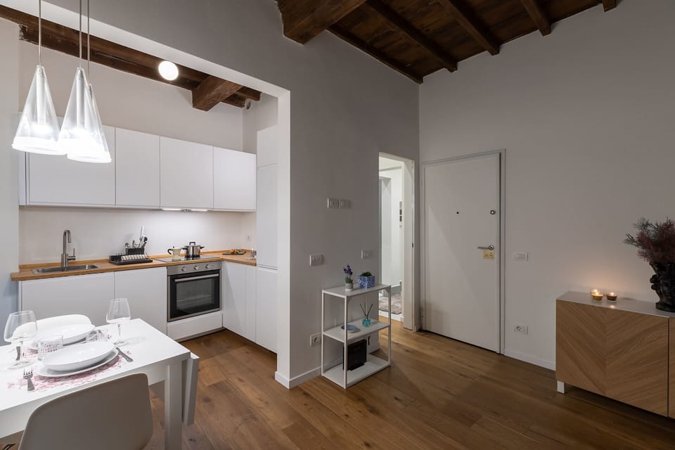Basic Apartment, 1 Double Bed with Sofa bed | Dining