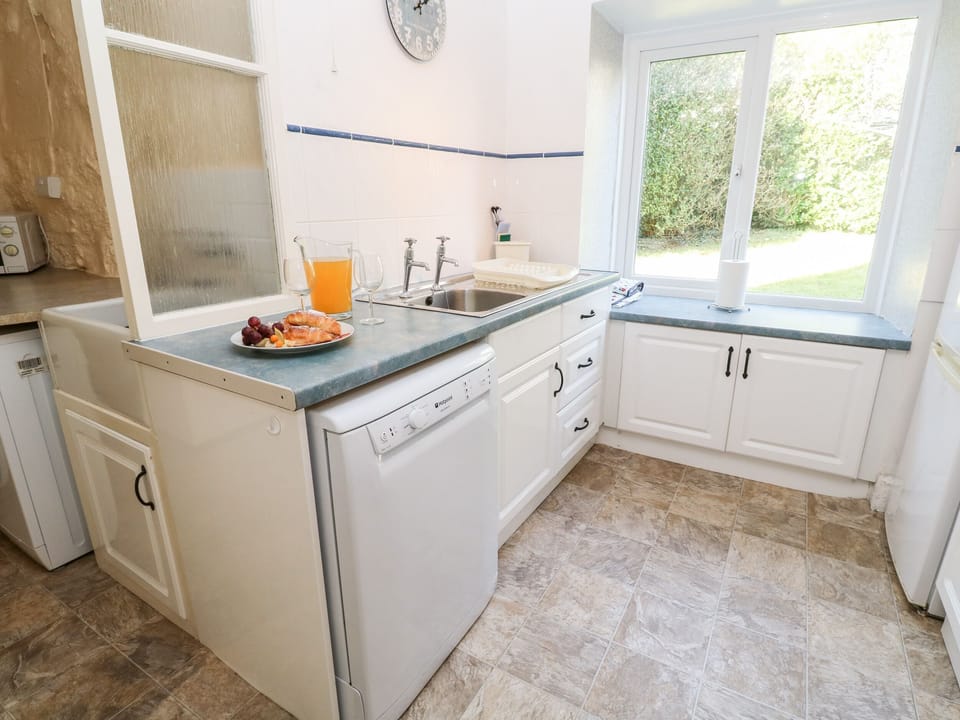 Fridge, dishwasher, electric kettle, toaster