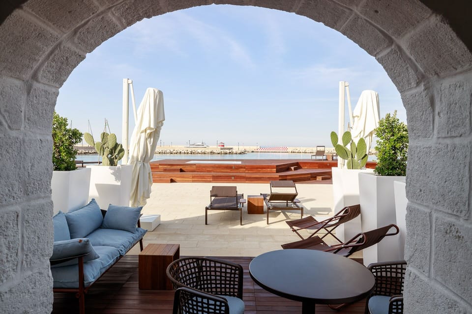 Deluxe Studio Suite | Terrace/patio