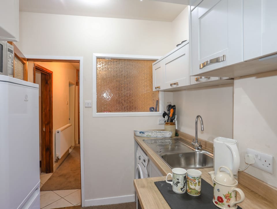 Fridge, dishwasher, electric kettle, toaster