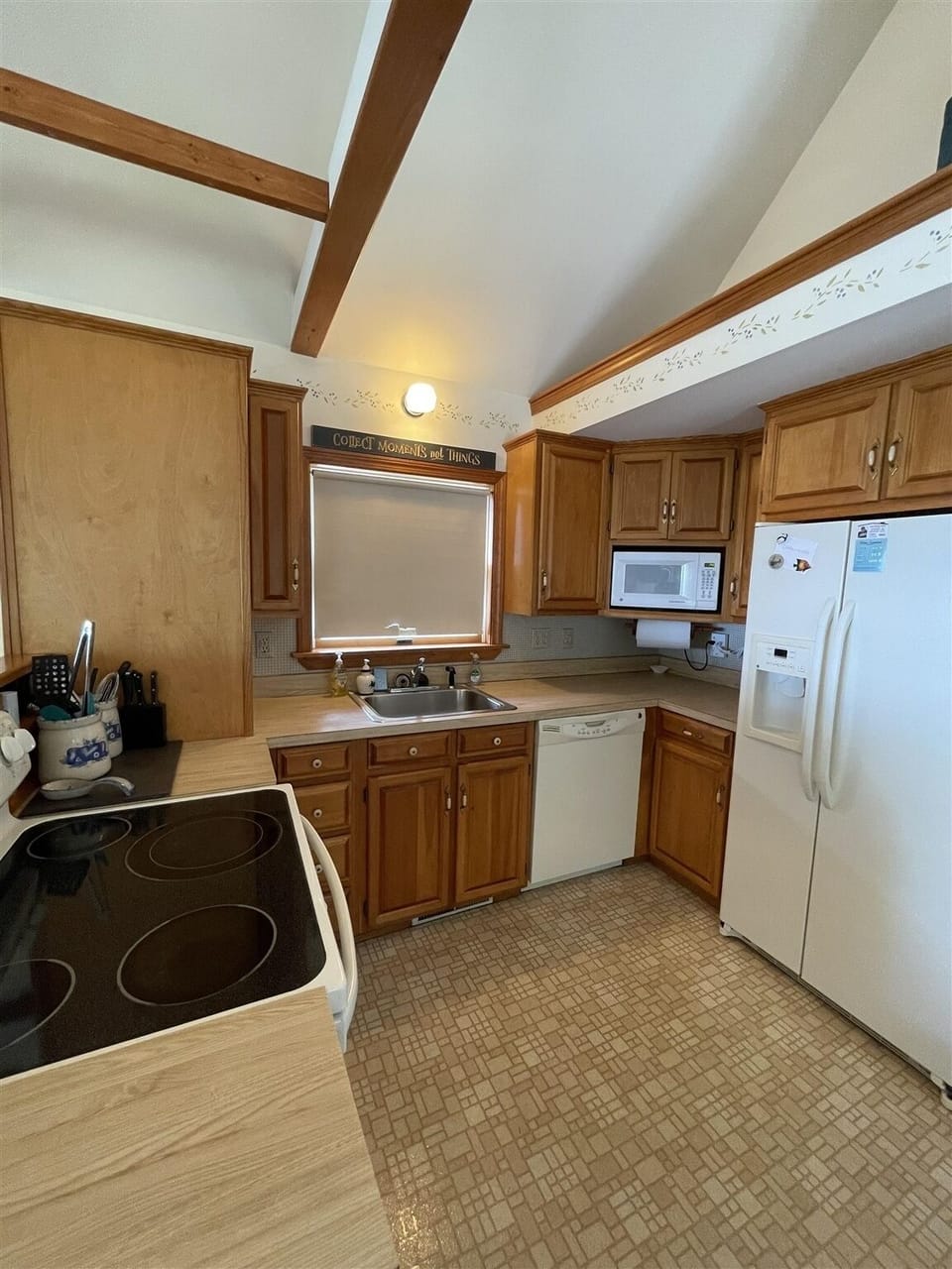 Villa, 3 Bedrooms | Private kitchen | Fridge, oven, coffee/tea maker, toaster
