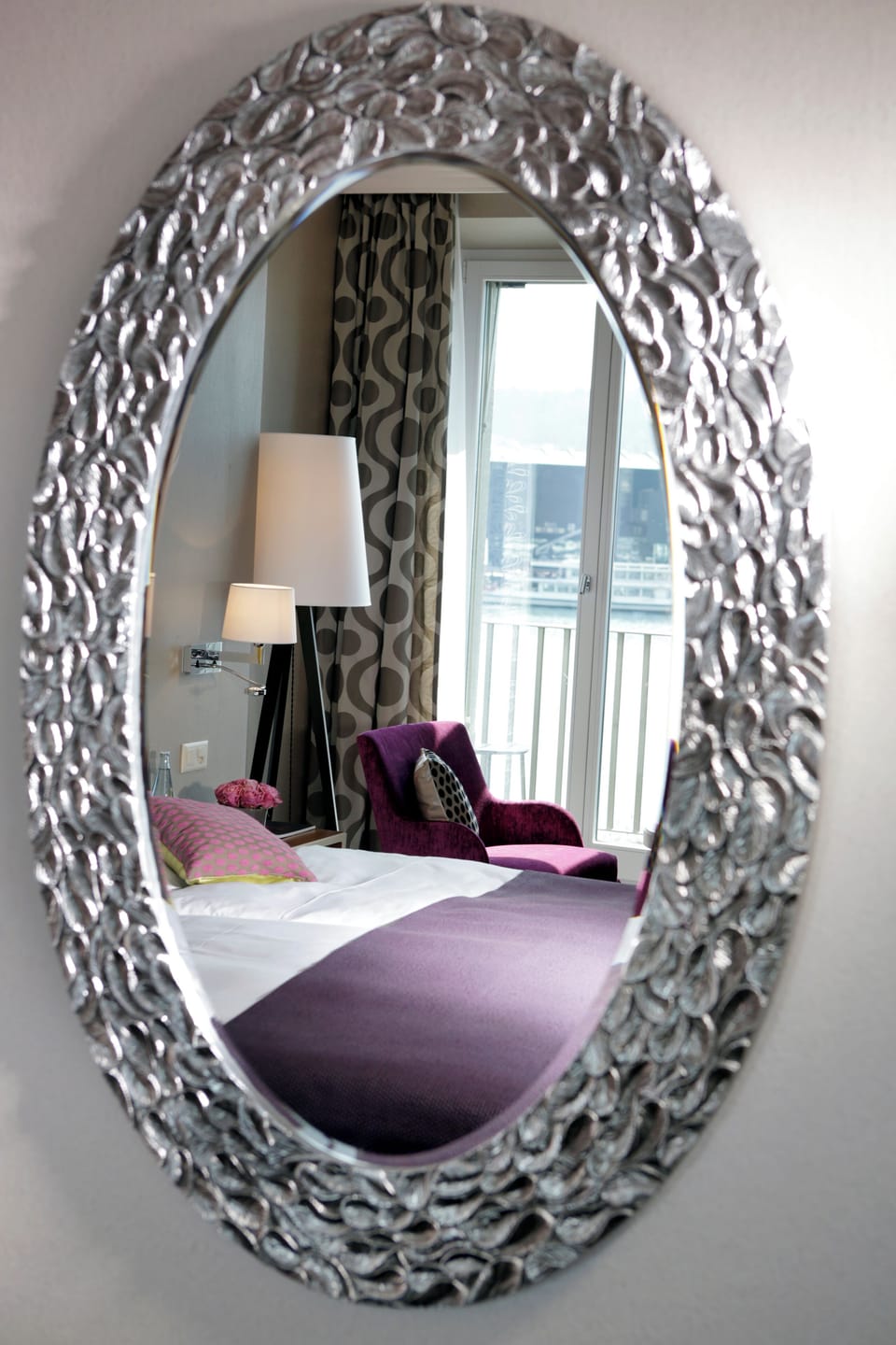 Hypo-allergenic bedding, minibar, in-room safe, individually furnished