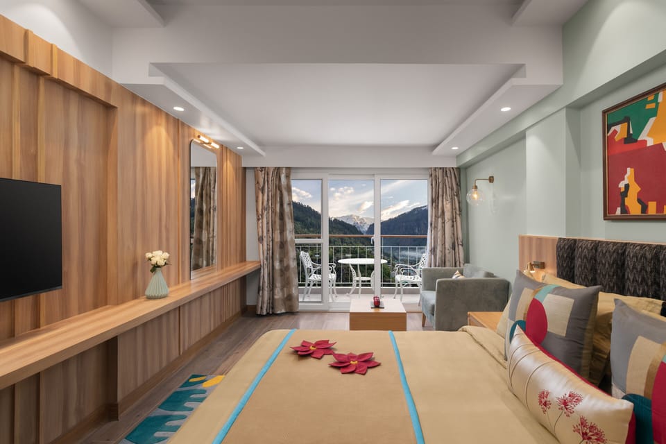 Deluxe Room | Free minibar, in-room safe, individually decorated