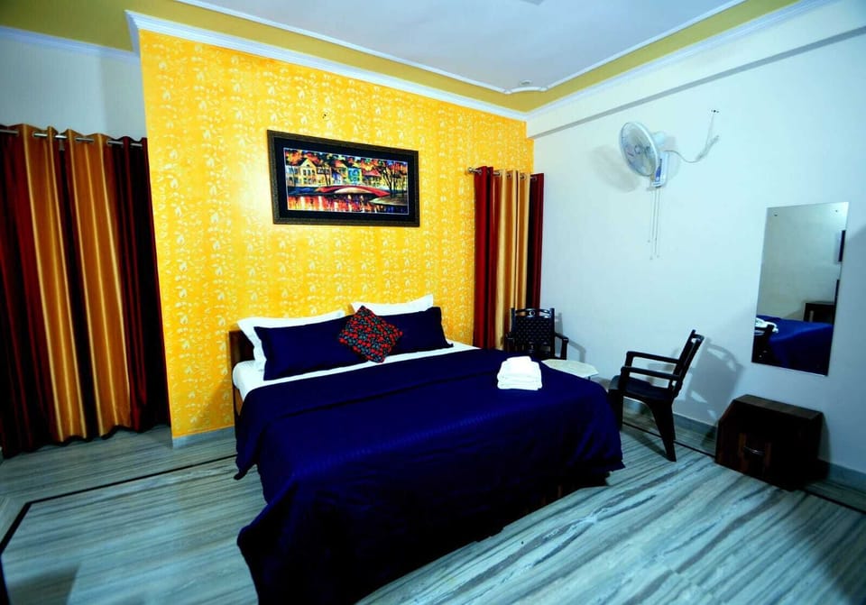 Deluxe Room | 1 bedroom, WiFi (free), bed sheets