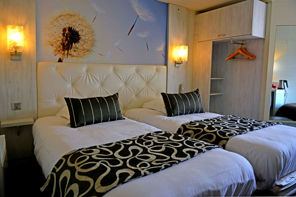 Desk, free WiFi, bed sheets