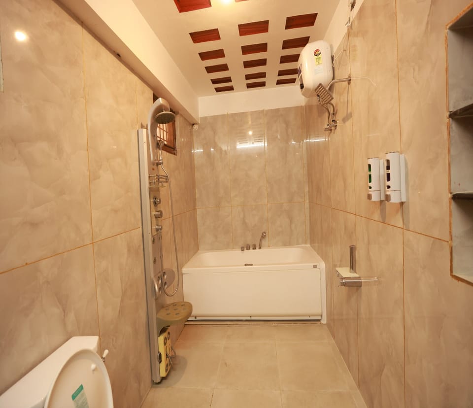 Rainfall showerhead