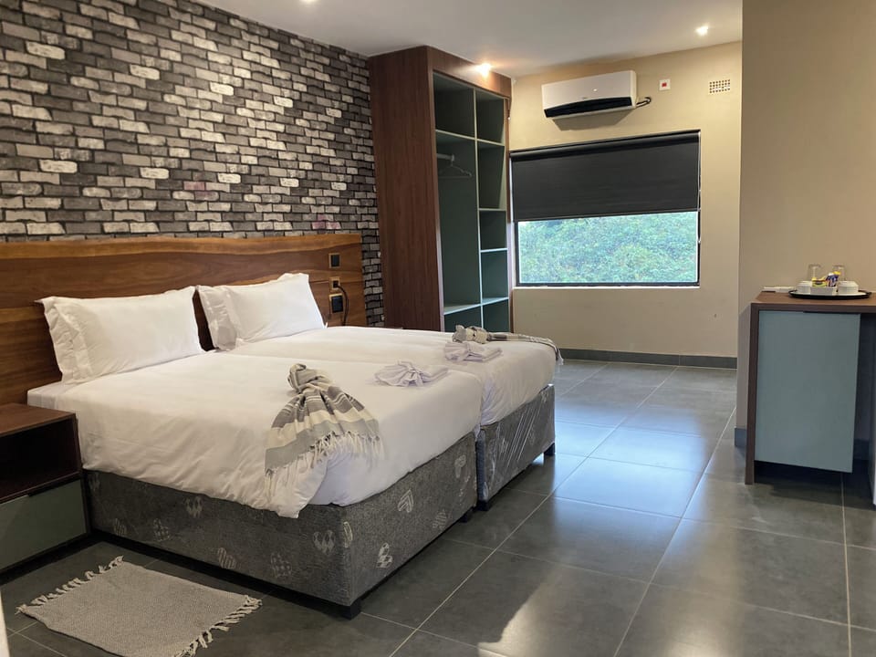Desk, laptop workspace, free cribs/infant beds, free WiFi