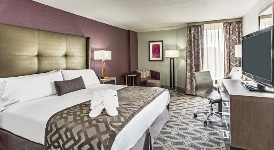 In-room safe, desk, iron/ironing board, free cribs/infant beds