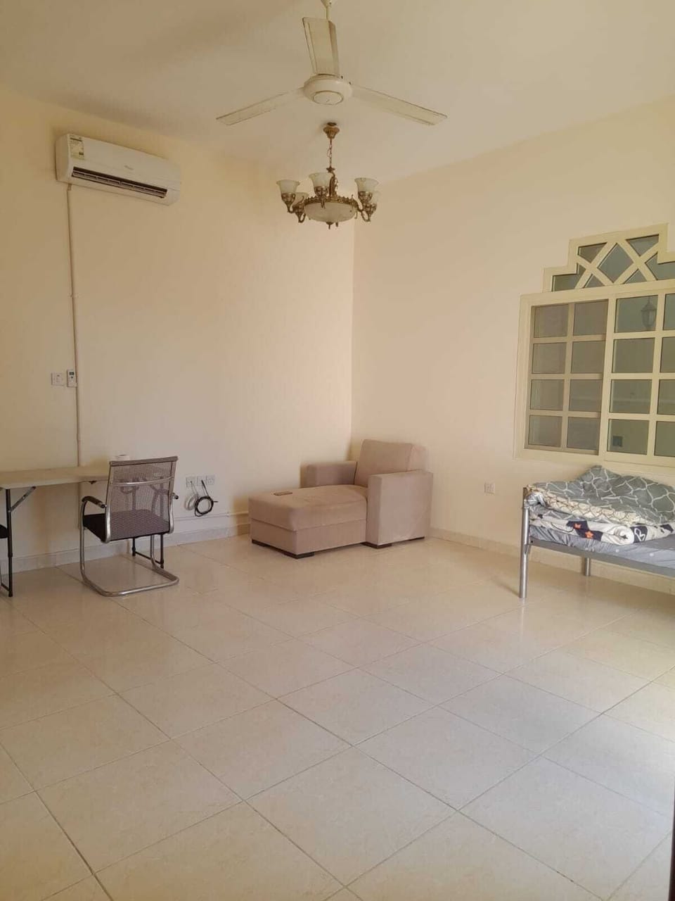 Economy Villa, 4 Bedrooms | Living area
