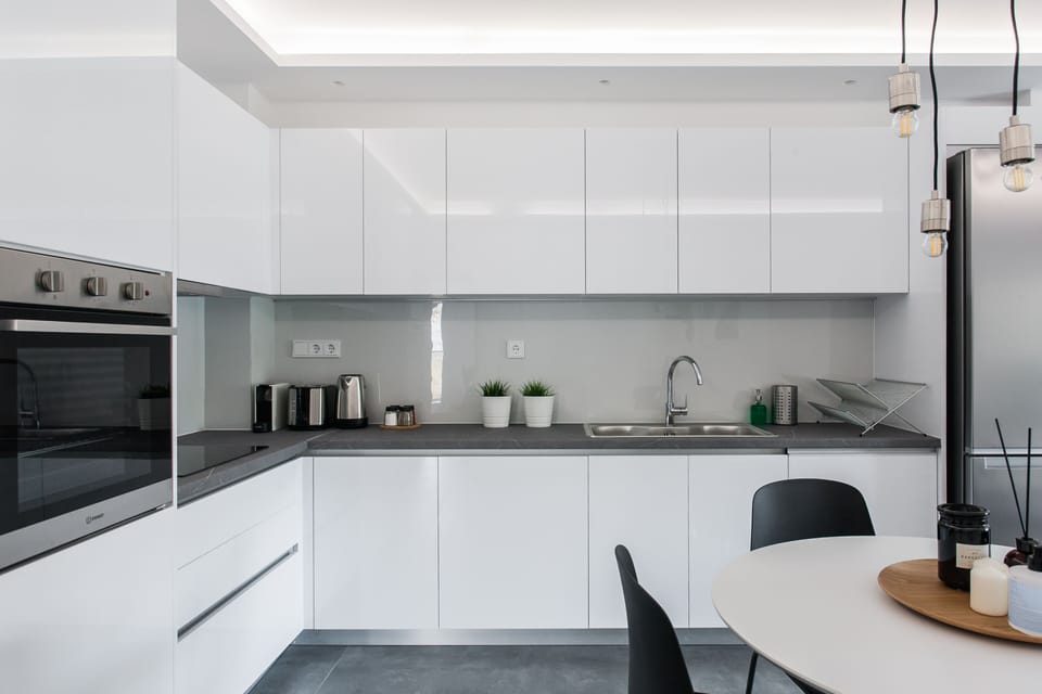 Standard Apartment | Private kitchen | Full-size fridge, oven, stovetop, dishwasher