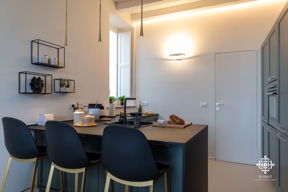 Exclusive Apartment | Living area