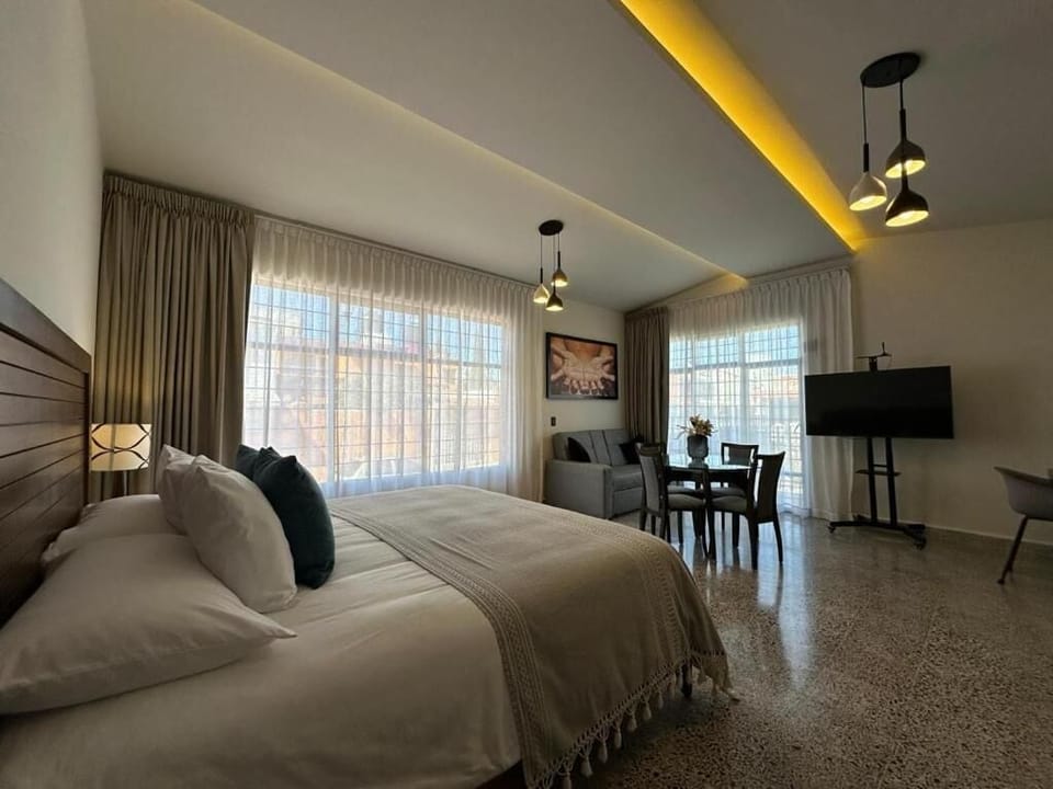 Executive Double Room, Garden View | Egyptian cotton sheets, premium bedding, down comforters