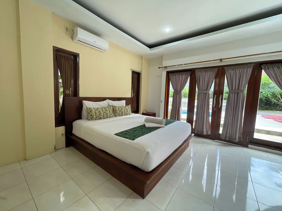 1 bedroom, desk, blackout drapes, free WiFi