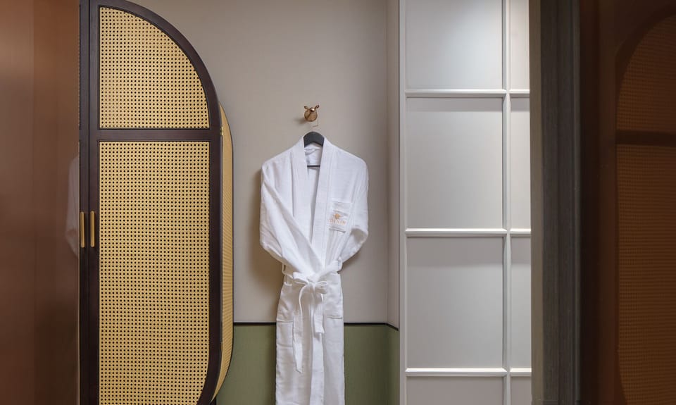 Superior Room, Multiple Beds | Premium bedding, down comforters, memory foam beds, free minibar