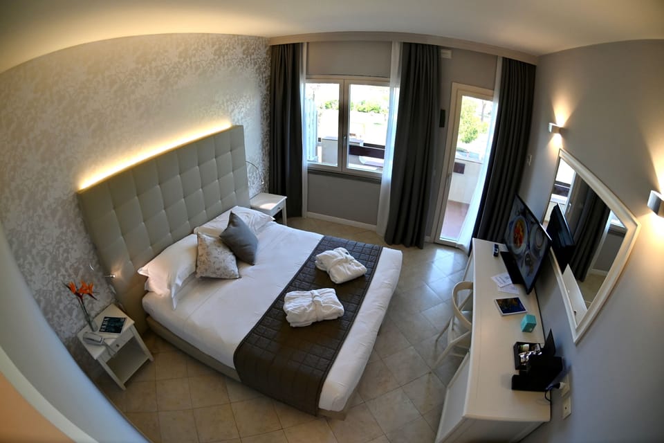 Triple Room (Prestige) | Hypo-allergenic bedding, minibar, in-room safe, desk