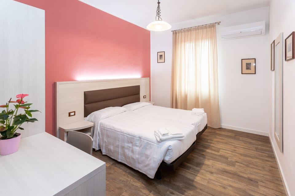 Double Room | Desk, laptop workspace, blackout drapes, iron/ironing board