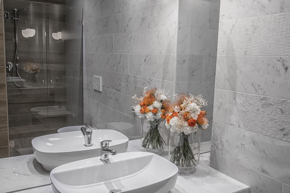 Shower, free toiletries, hair dryer, bathrobes
