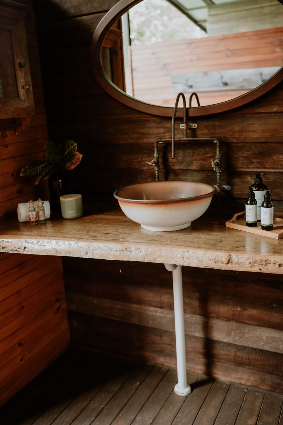 Traditional Chalet | Bathroom | Free toiletries, towels