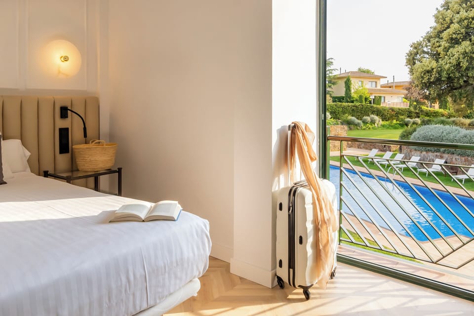 Basic Double Room | Premium bedding, minibar, in-room safe, desk