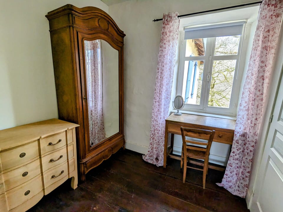 Romantic Suite | Free WiFi, bed sheets